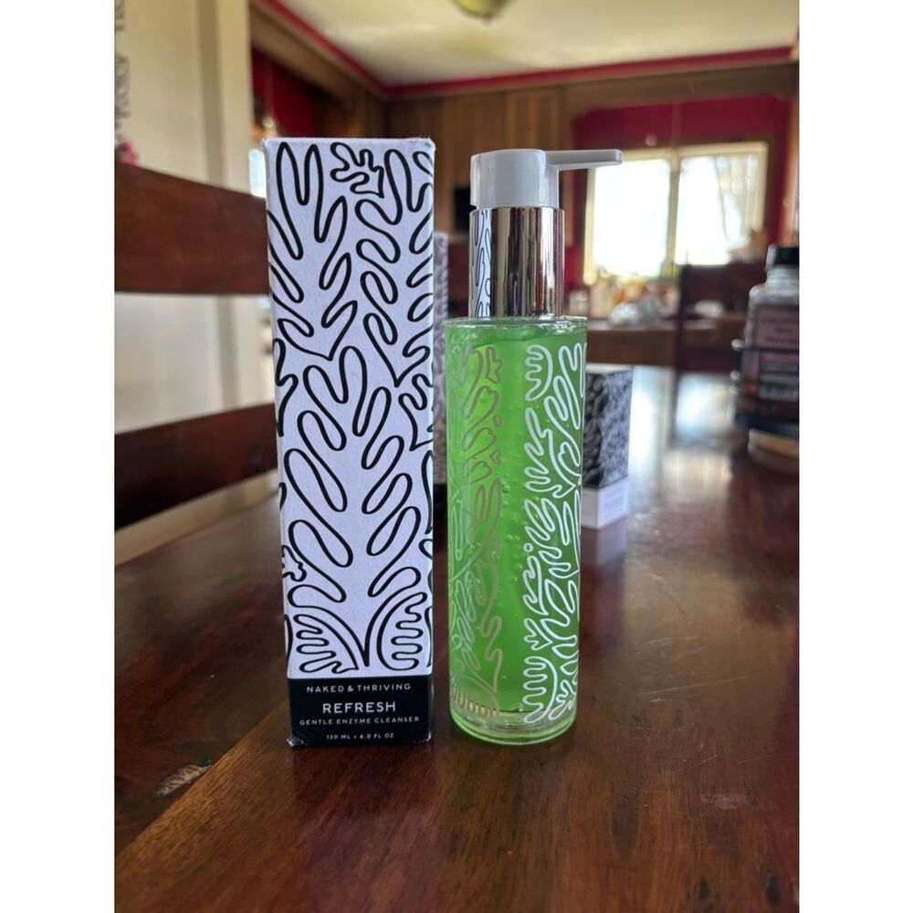 Naked & Thriving Refresh Gentle Enzyme Cleanser 4oz
